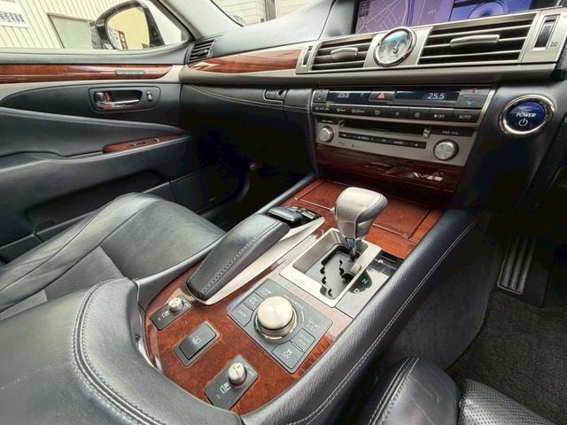 Миниатюра 38