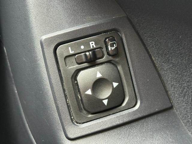 Mitsubishi LANCER 2008 — фото автомобиля 1