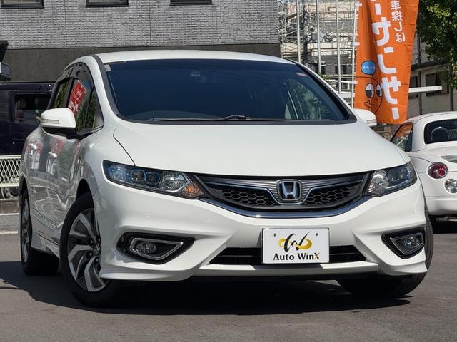 Honda JADE 2016 — фото автомобиля 1