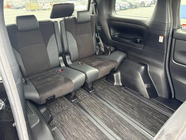 Миниатюра 28