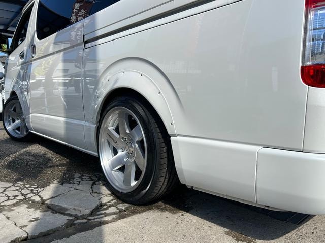 Миниатюра 28