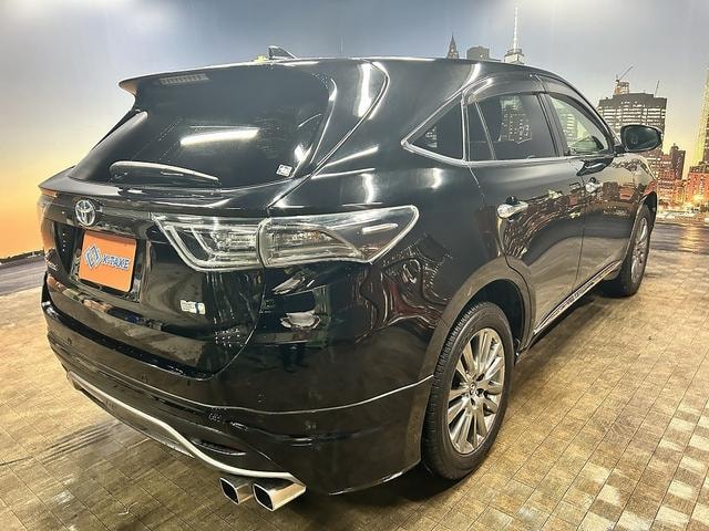 Миниатюра 28