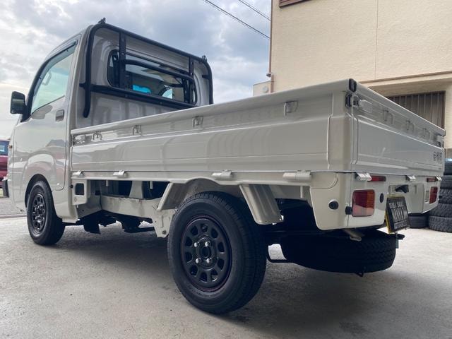Миниатюра 16