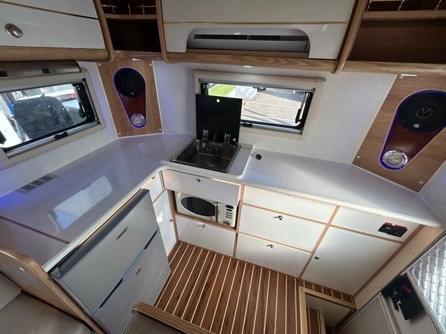 Миниатюра 10