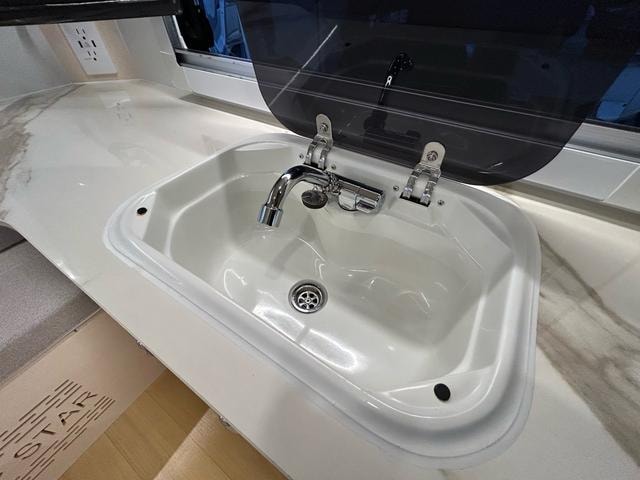 Миниатюра 12