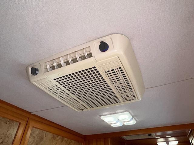 Миниатюра 12