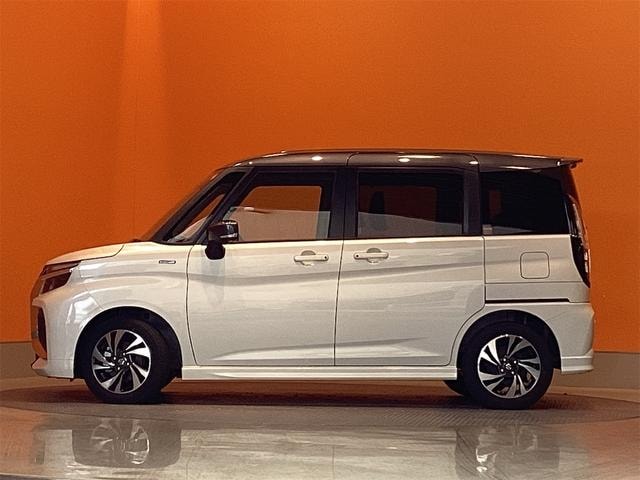 Suzuki SOLIO BANDIT 2025 — фото автомобиля 1