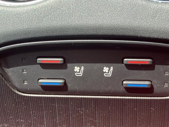 Toyota HARRIER HYBRID 2023 — фото автомобиля 1