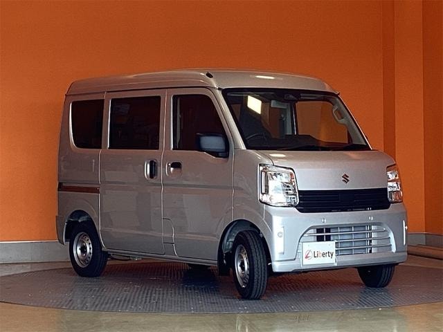 Suzuki EVERY 2026 — фото автомобиля 1