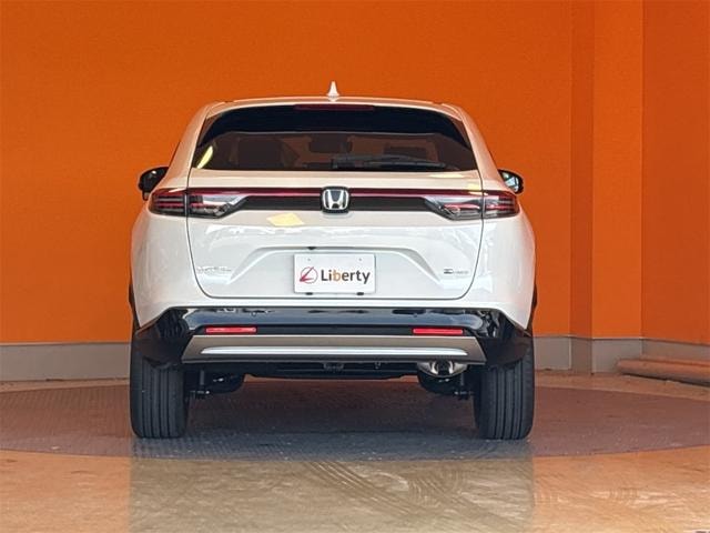 Honda VEZEL 2026 — фото автомобиля 1