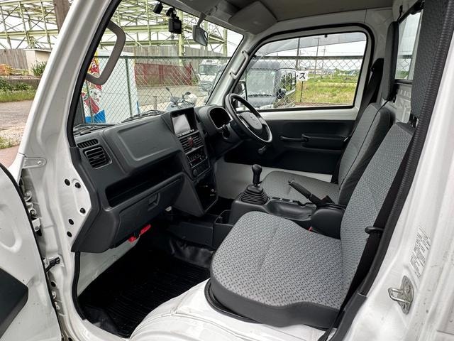 Suzuki CARRY TRUCK 2018 — фото автомобиля 1
