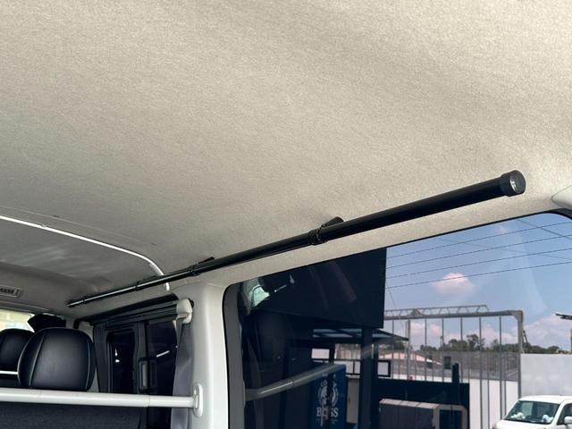 Toyota HIACE VAN 2018 — фото автомобиля 1