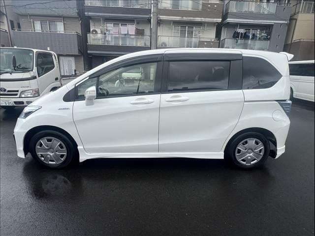 Honda FREED HYBRID 2013 — фото автомобиля 1