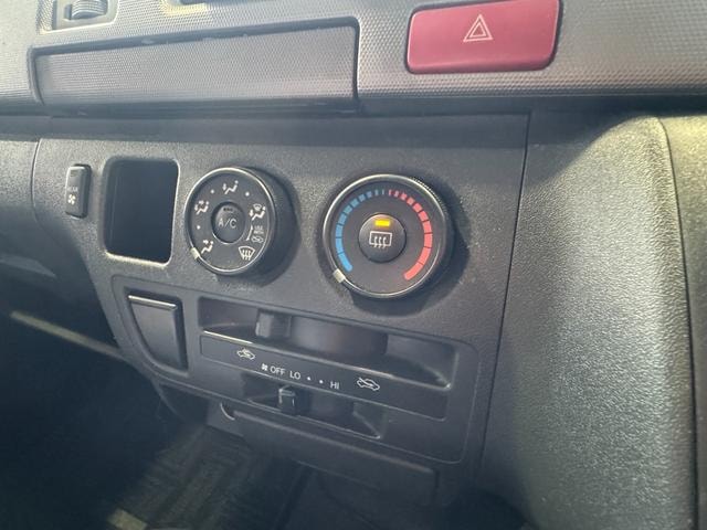 Toyota HIACE VAN 2007 — фото автомобиля 1