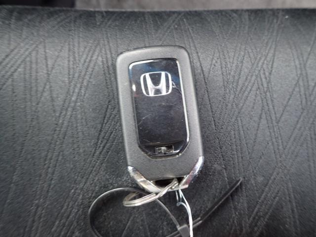 Honda ODYSSEY 2013 — фото автомобиля 1
