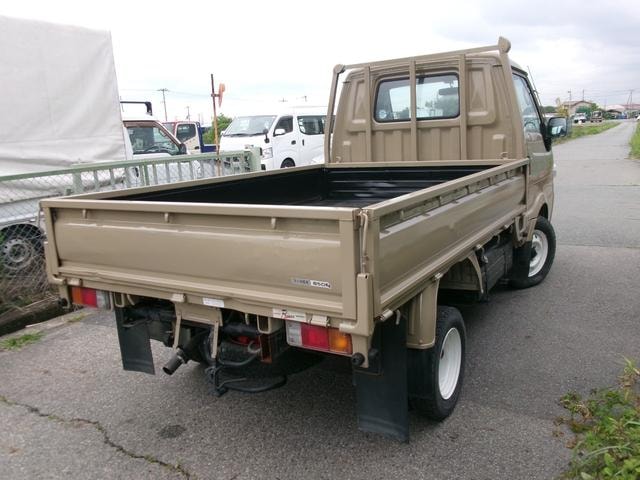 Nissan VANETTE TRUCK 2002 — фото автомобиля 1
