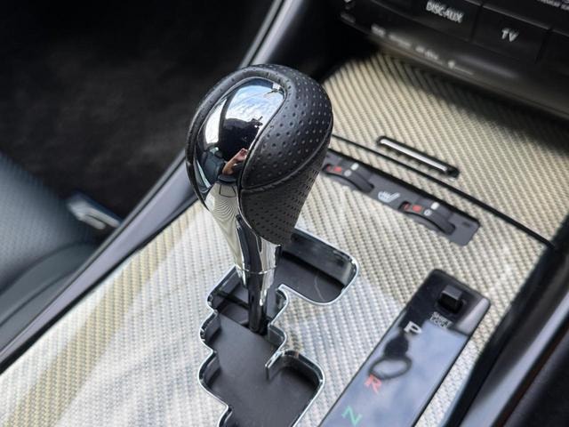 Миниатюра 28