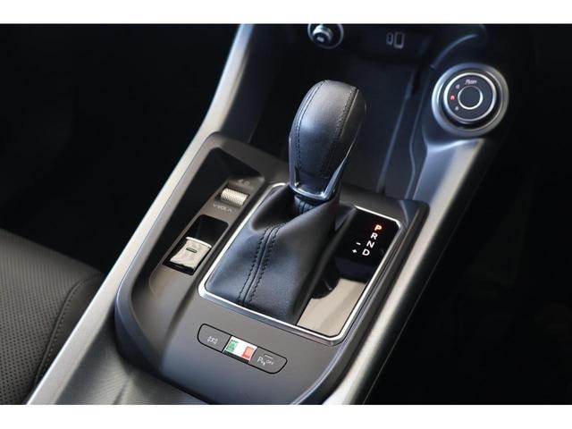 Alfa Romeo TONALE 2023 — фото автомобиля 1