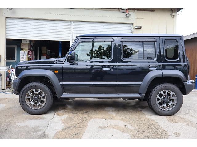 Suzuki JIMNY NOMADE 2025 — фото автомобиля 1