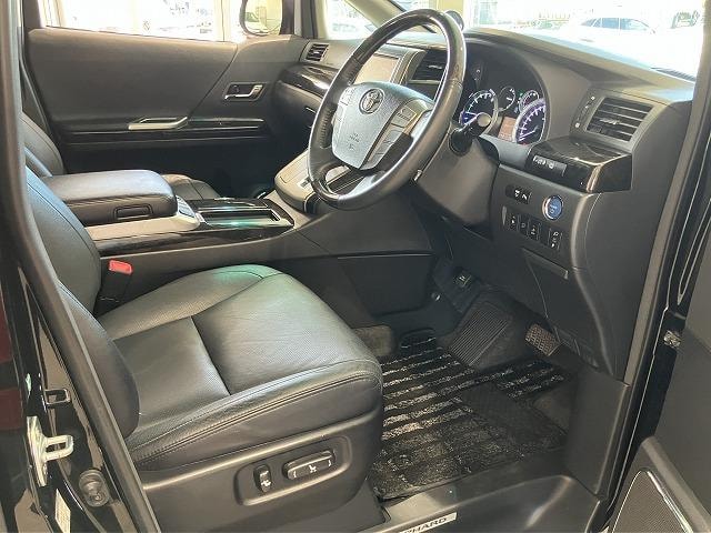 Toyota ALPHARD HYBRID 2013 — фото автомобиля 1