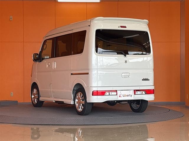 Миниатюра 18