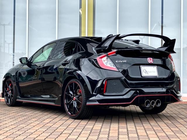 Honda CIVIC 2019 — фото автомобиля 1