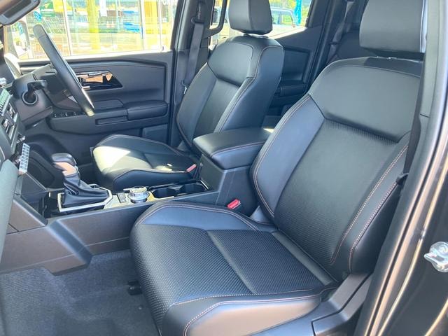 Mitsubishi TRITON 2025 — фото автомобиля 1