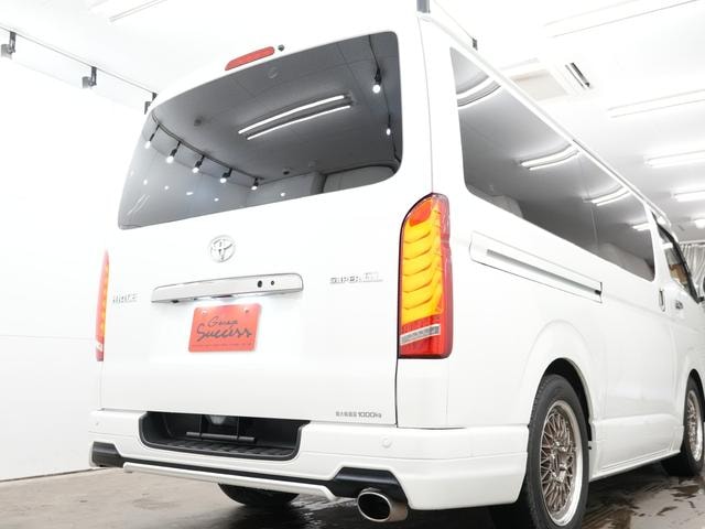 Миниатюра 12