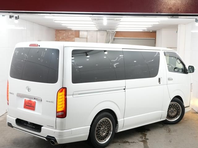 Миниатюра 20