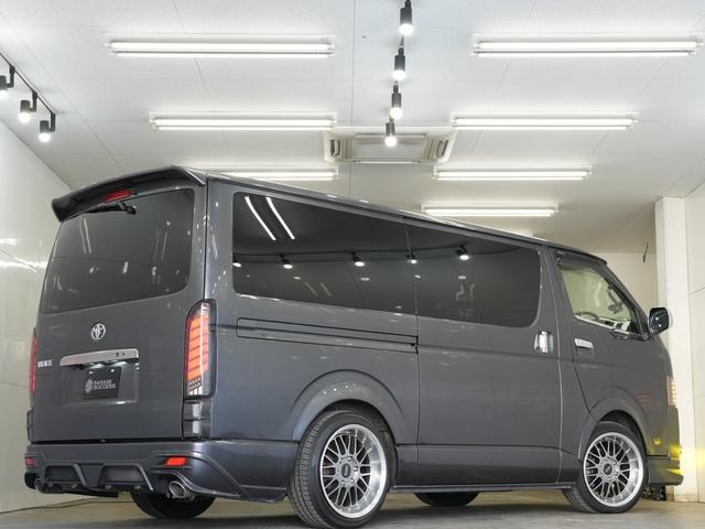 Миниатюра 16