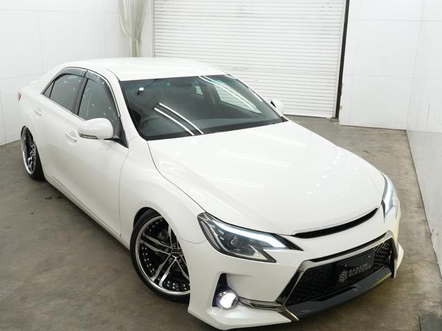 Toyota MARK X 2010 — фото автомобиля 1