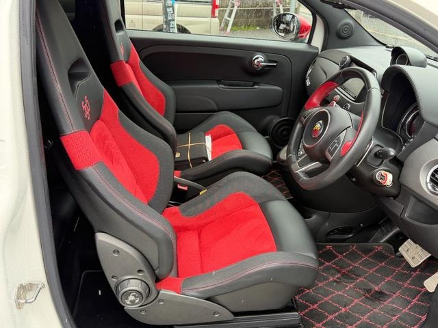 Abarth 595 2015 — фото автомобиля 1