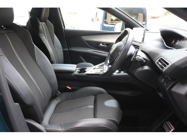 Peugeot 5008 2023 — фото автомобиля 1