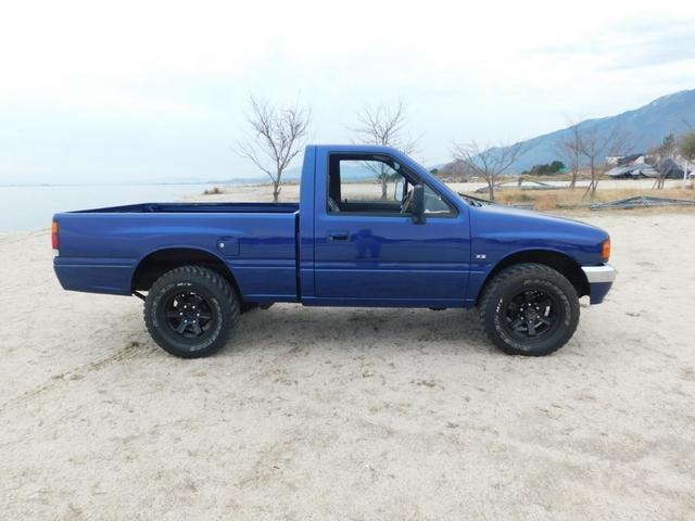 Isuzu RODEO 1991 — фото автомобиля 1