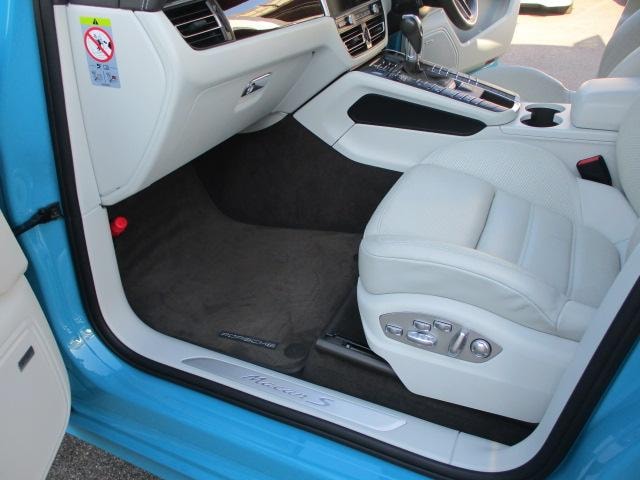 Миниатюра 37