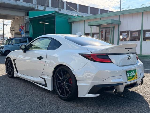 Миниатюра 9