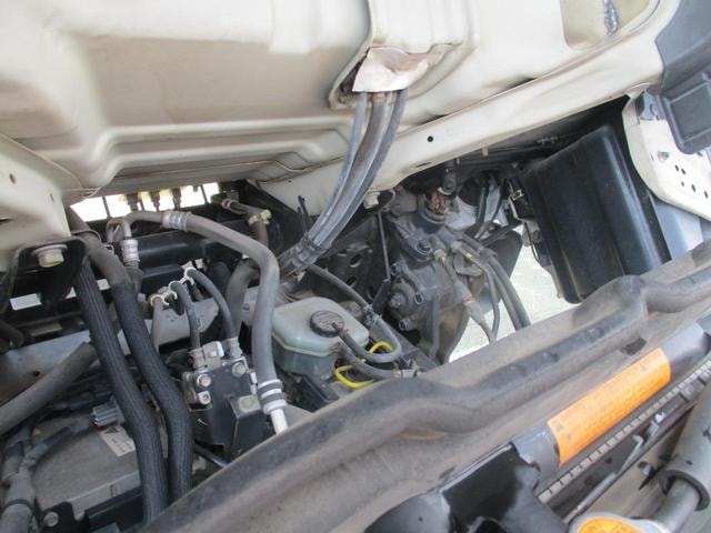 Isuzu ELF TRUCK 2010 — фото автомобиля 1