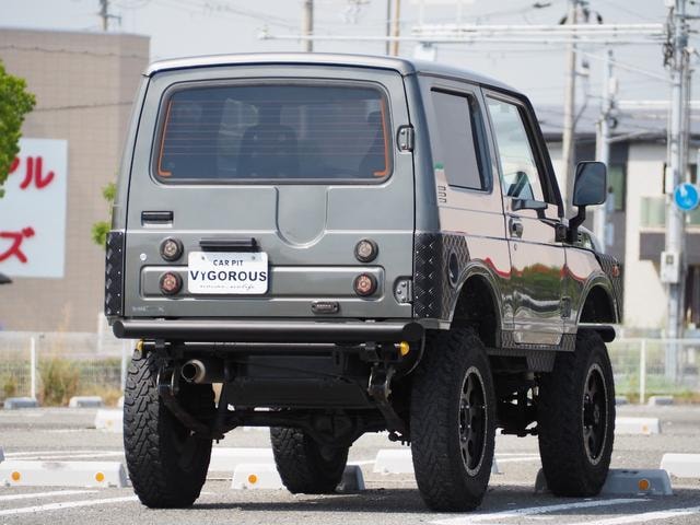 Миниатюра 17