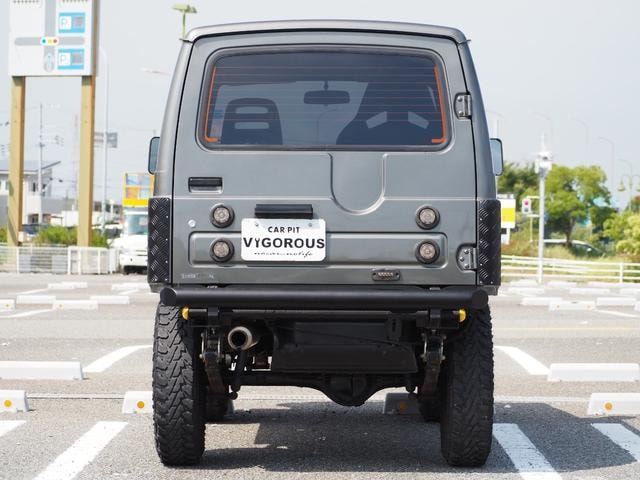 Миниатюра 18