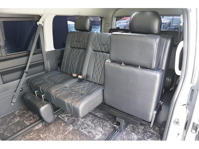 Миниатюра 37