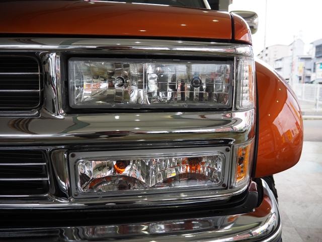 Chevrolet TAHOE 1998 — фото автомобиля 1