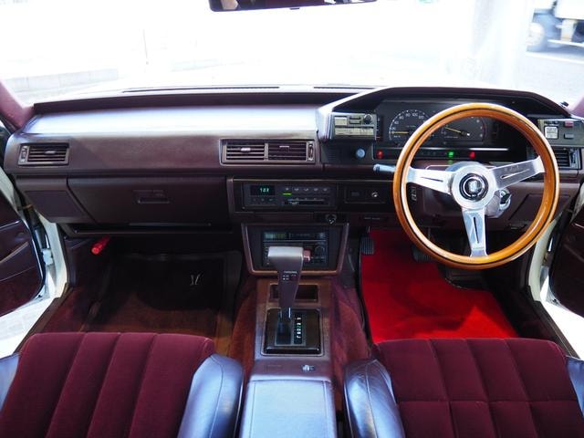 Toyota CRESTA 1988 — фото автомобиля 1
