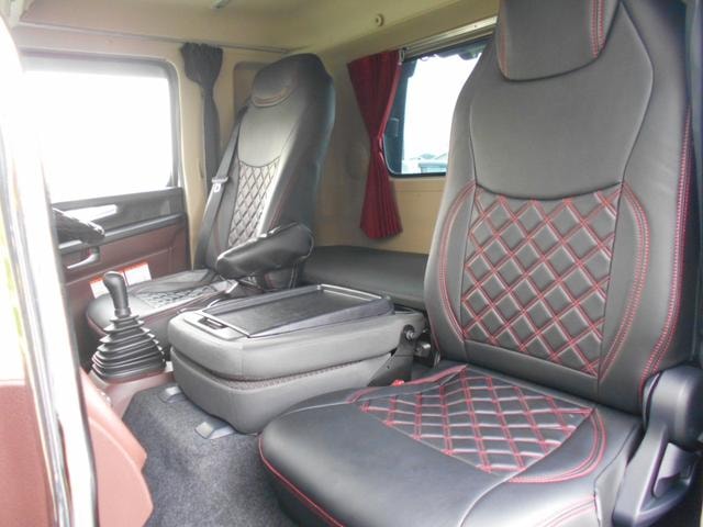 Миниатюра 28