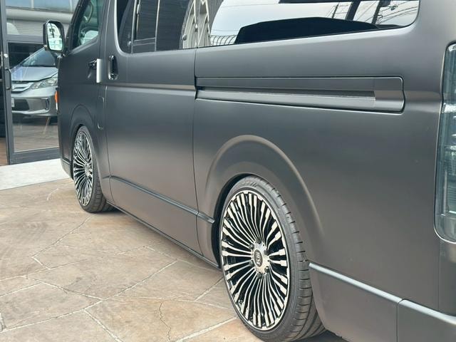Миниатюра 12