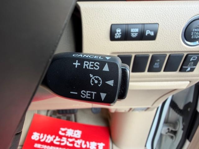 Toyota ALPHARD 2010 — фото автомобиля 1