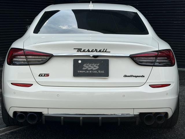 Maserati QUATTROPORTE 2015 — фото автомобиля 1