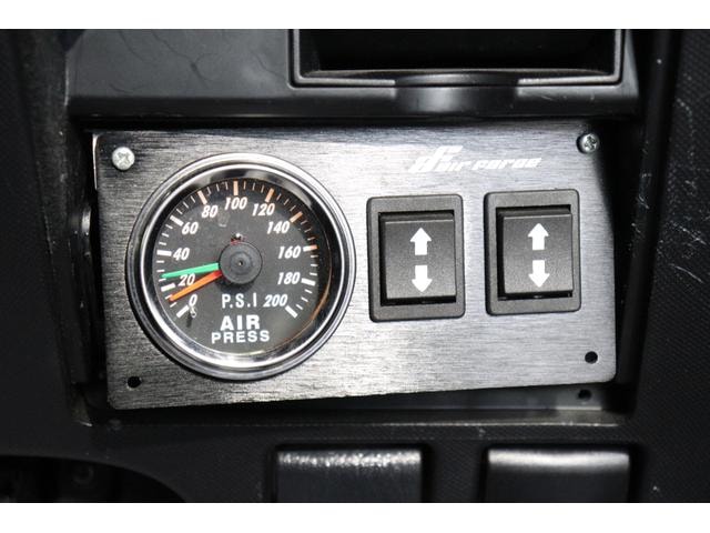 Миниатюра 28