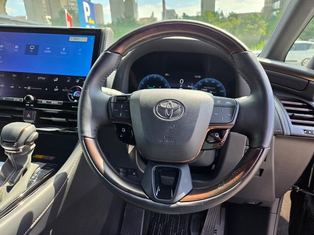 Toyota ALPHARD 2025 — фото автомобиля 1