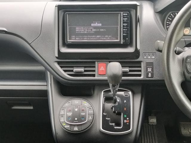 Toyota VOXY 2016 — фото автомобиля 1