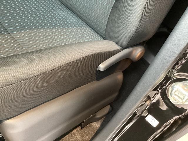 Toyota ROOMY 2025 — фото автомобиля 1